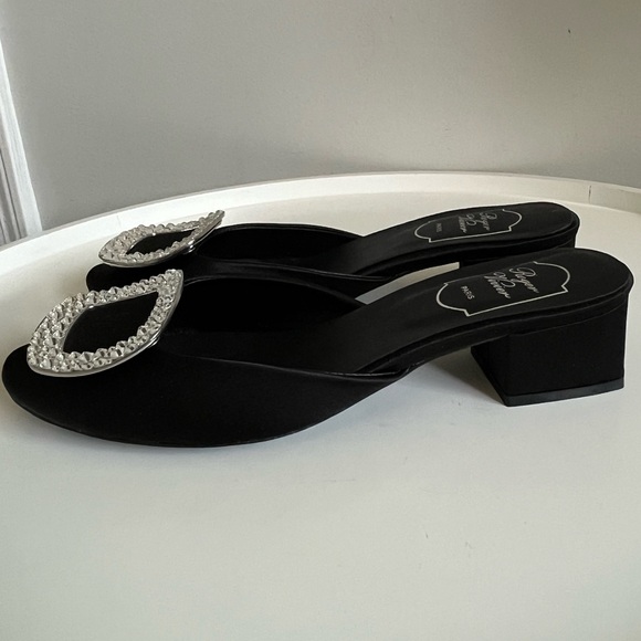 ROGER VIVIER PARIS Chips Strass Embellished Black Satin Slip On Mule Shoes 9 - Picture 5 of 15